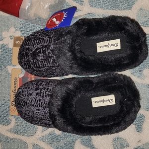 Dearfoam slippers